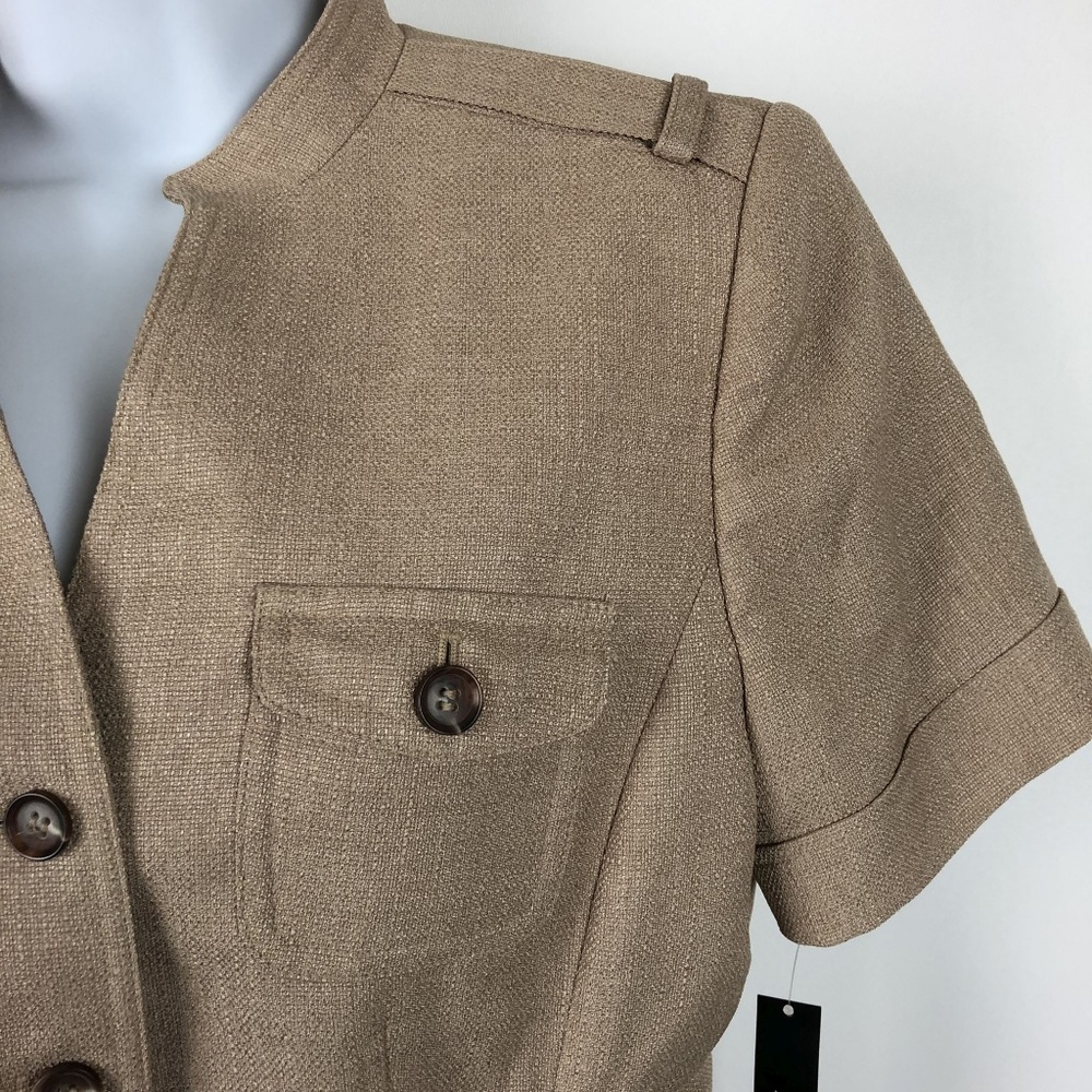 Tahari Women’s Button Down Top Size 8 Beige GB8 - Picture 2 of 8